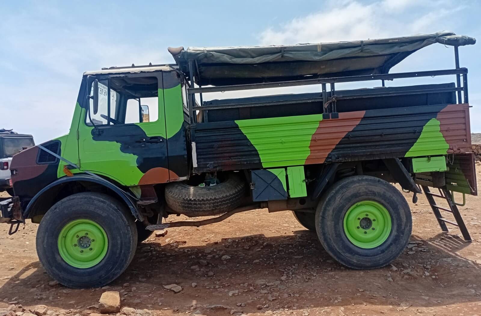 OFF-ROAD OPEN-AIR TOUR